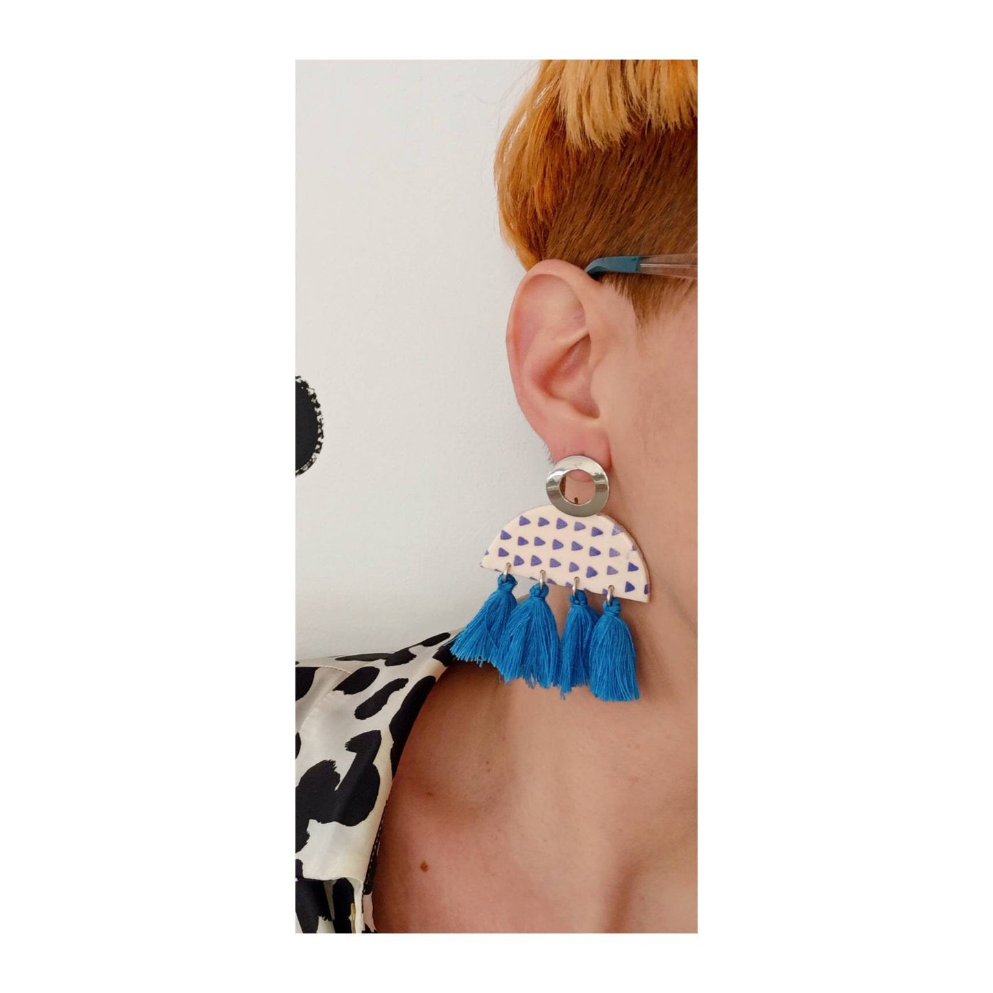 MARIKA Blue and white ethnic earrings