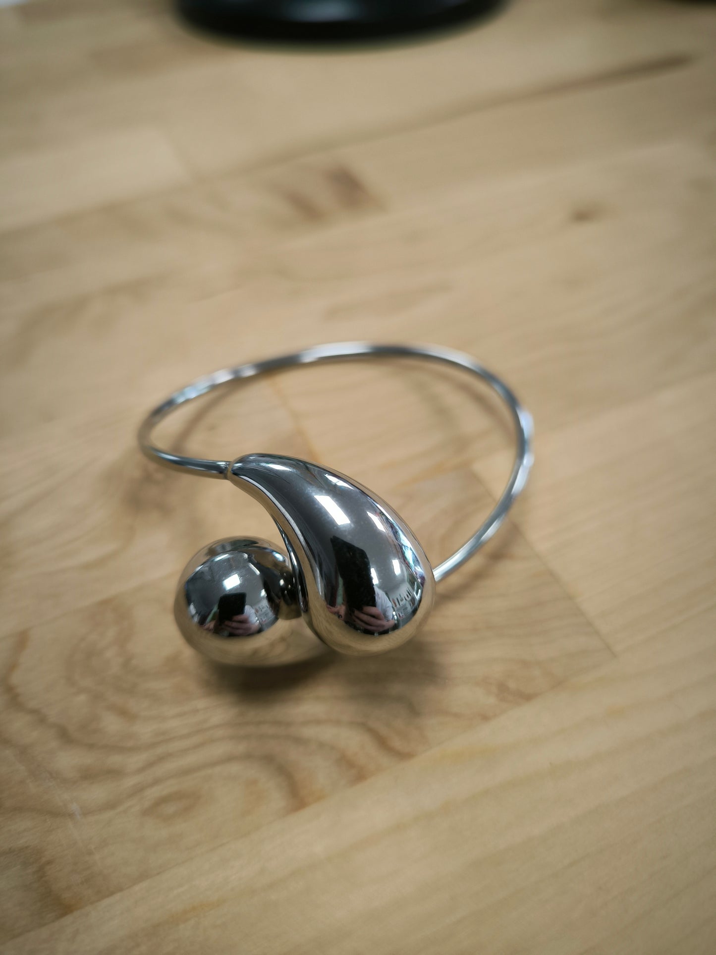 HUG Stainless steel bracelet