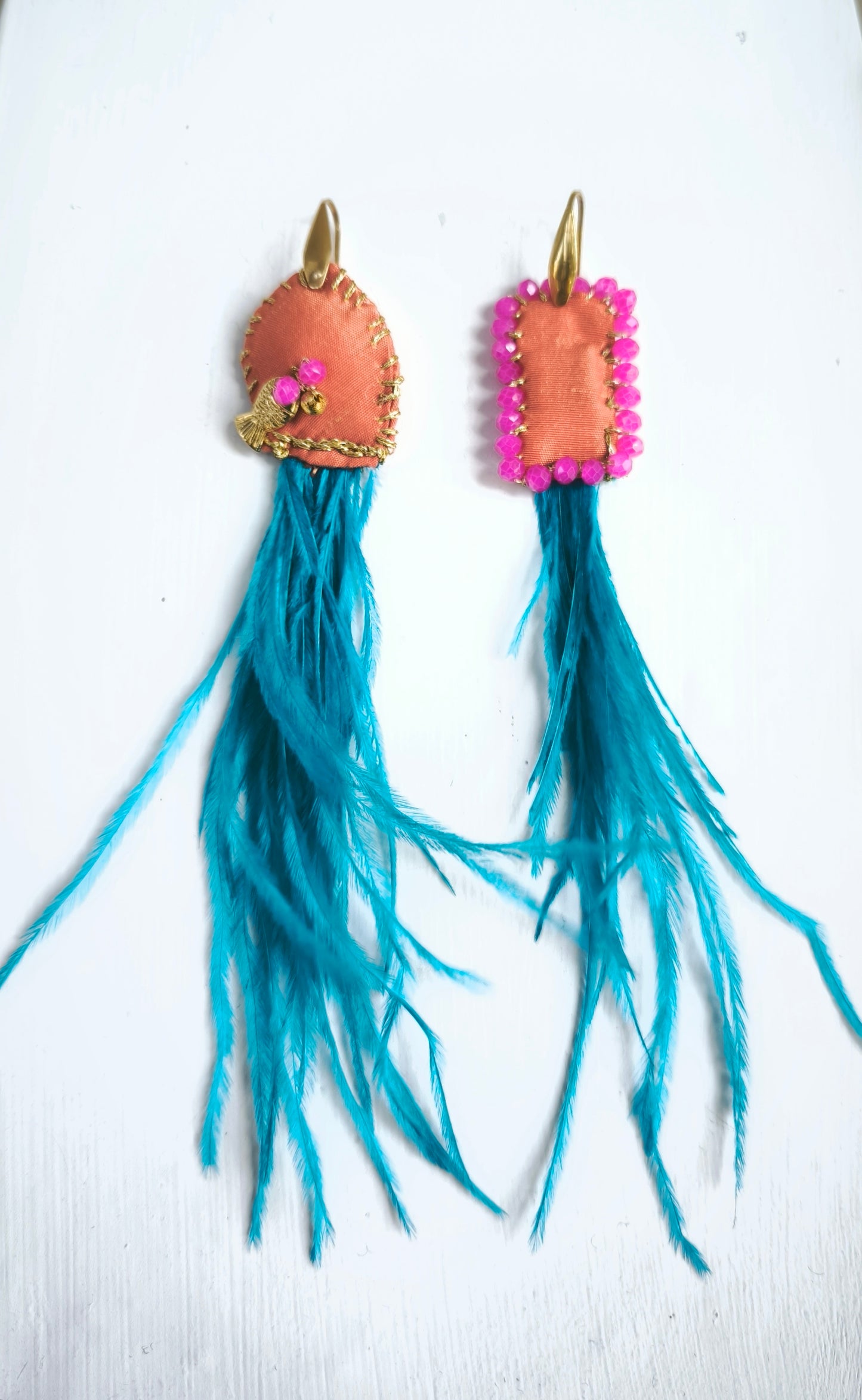 KEEPSAKE Long ethnic earrings