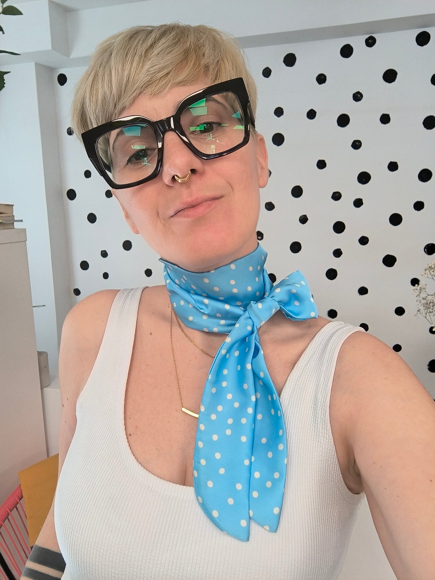 DOTS Light blue neck scarf