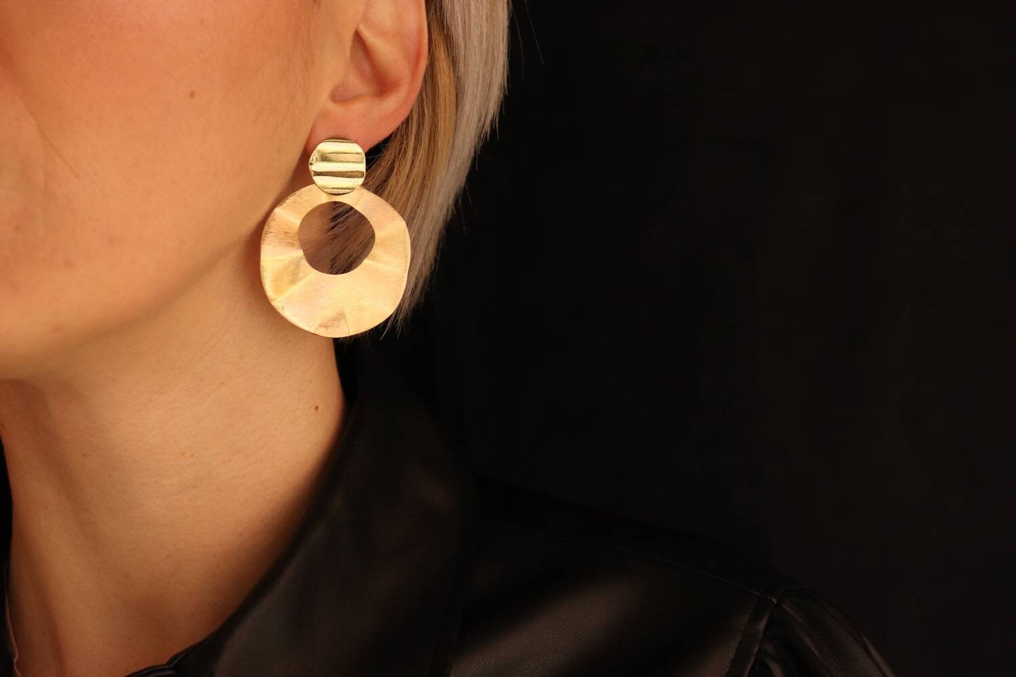 BIZU Metallic earrings