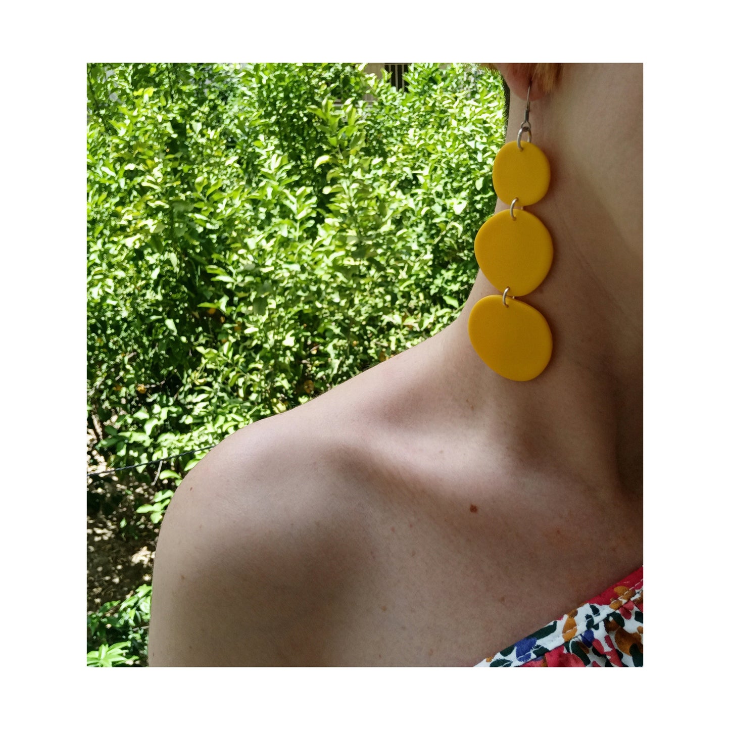 PEBBLES yellow long earrings